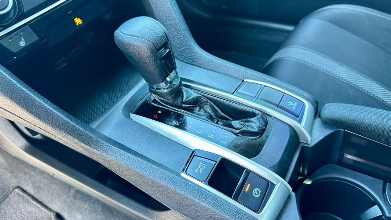 2019 Honda Civic * MUST SEE * GAS SAVER LX Photo