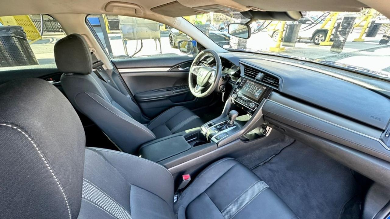 2019 Honda Civic * MUST SEE * GAS SAVER LX Photo