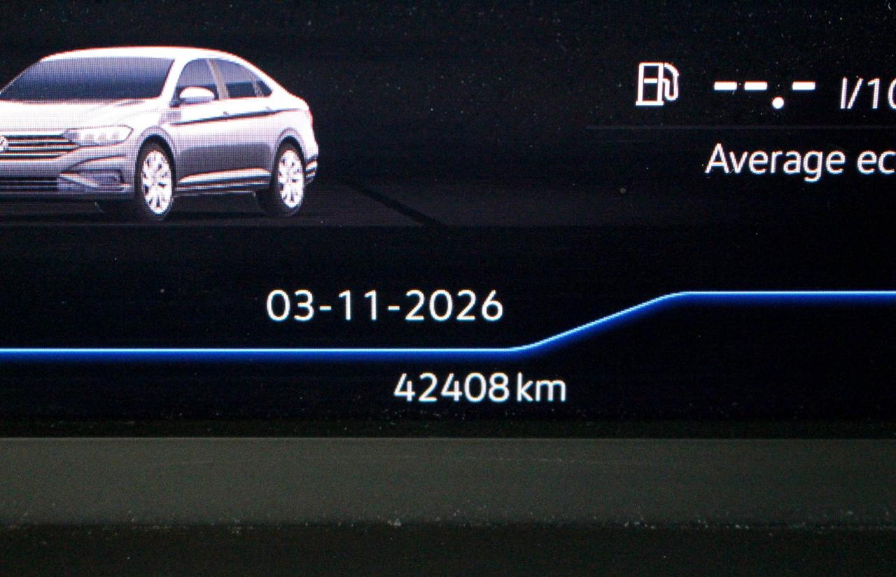 2020 Volkswagen Jetta Execline HEATED/VENTILATED SEATS - NAVIGATION - APPLE CARPLAY & ANDROID AUTO Photo