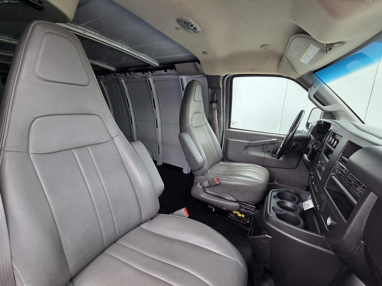 2023 GMC Savana 2500 Work Van Extended | Convenience Package Photo