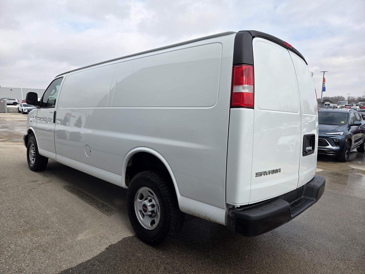 2023 GMC Savana 2500 Work Van Extended | Convenience Package Photo