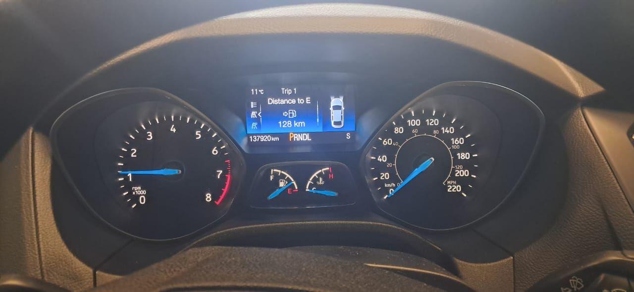 2015 Ford Focus SE Photo