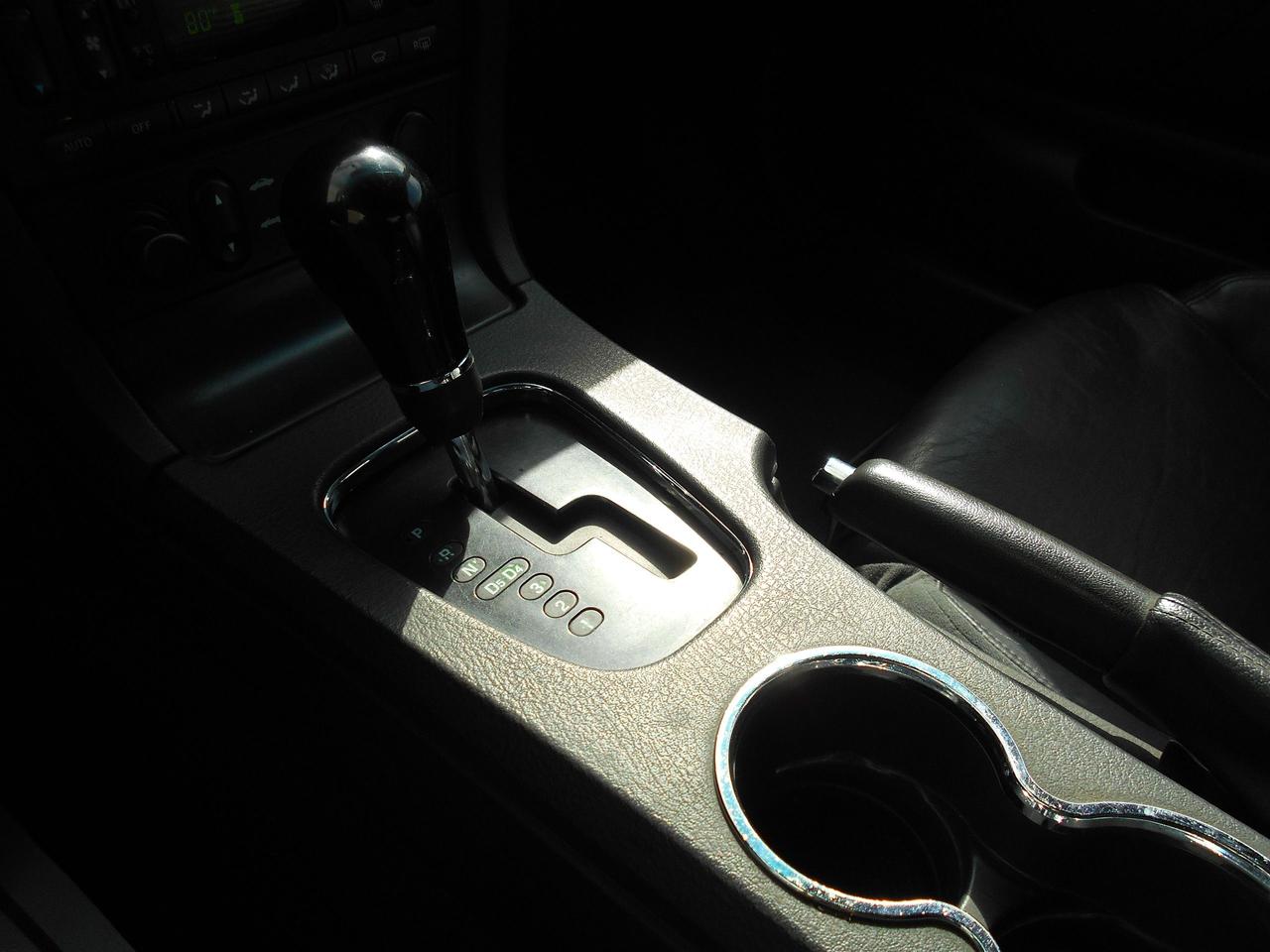 2002 Ford Thunderbird Convertible with Hardtop Photo
