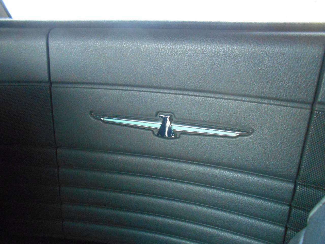 2002 Ford Thunderbird  Photo