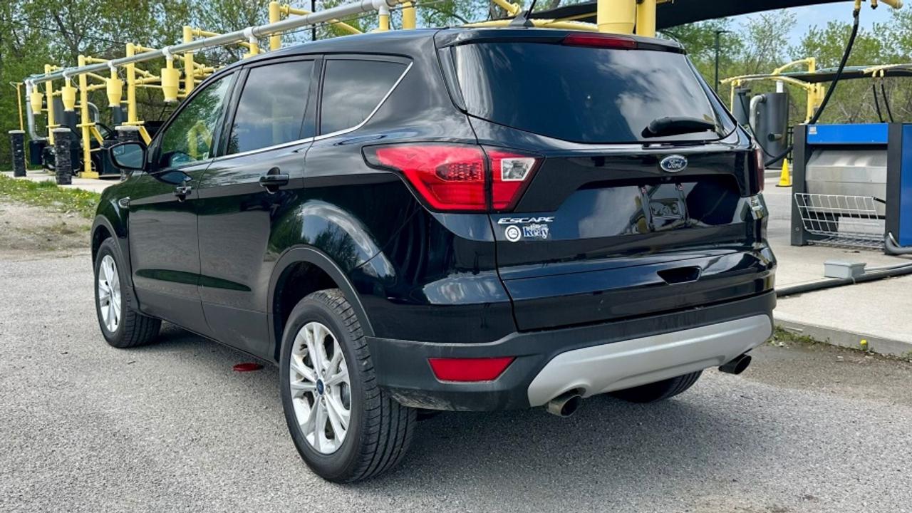 2019 Ford Escape * 4X4 * SE Photo3