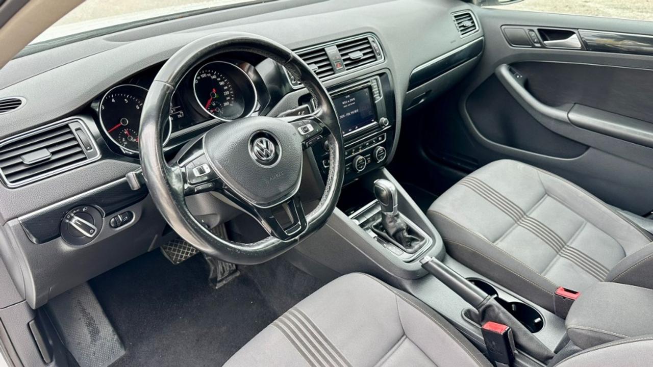 2017 Volkswagen Jetta * WOLFSBURG * 1.4T SE Photo