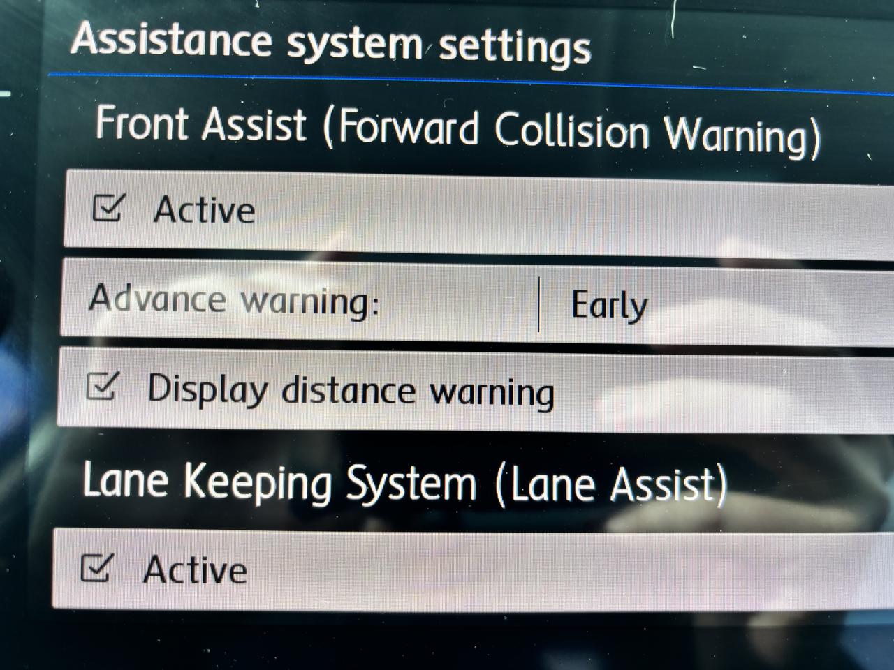 2018 Volkswagen Tiguan Highline ** AWD, LKA, BSM ** Photo