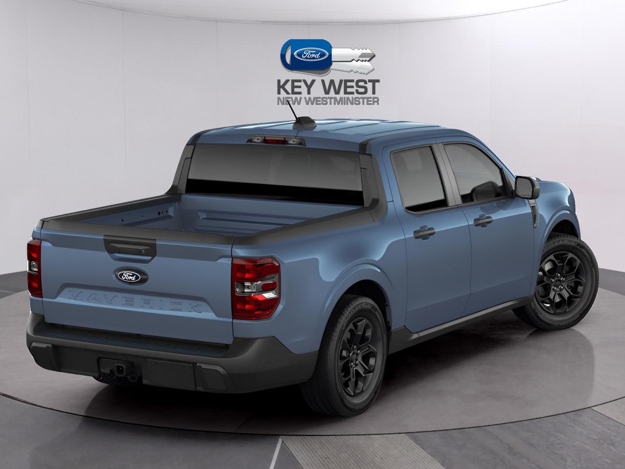 2026 Ford Maverick XLT AWD SuperCrew Hybrid Photo2