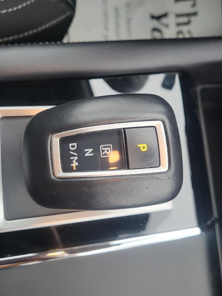 2024 Mitsubishi Outlander ES Photo