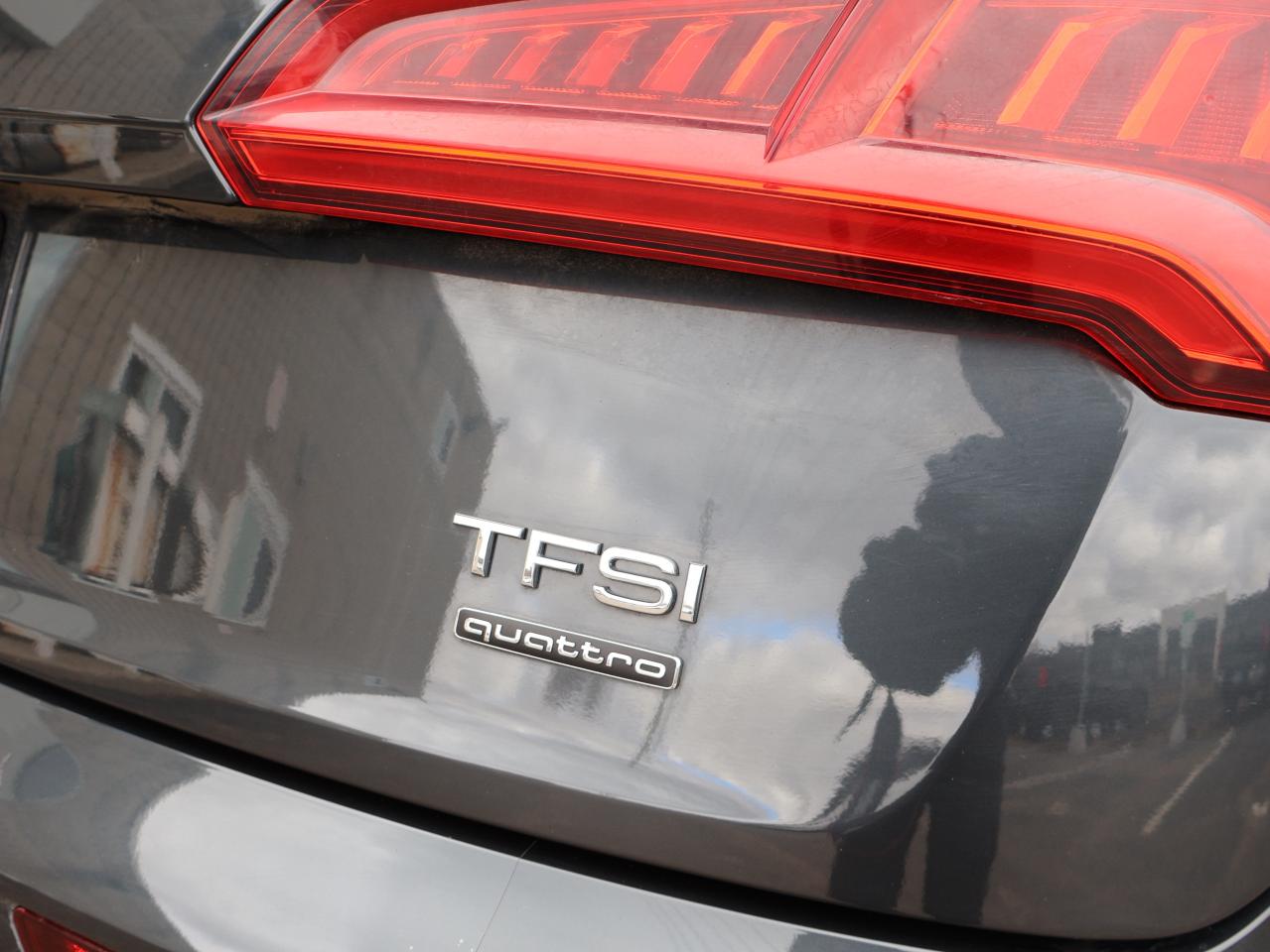 2018 Audi Q5 PROGRESSIV AWD CERTIFIED *AUDI MAINTAIN* CAMERA NAV BLUETOOTH LEATHER HEATED SEATS PANO ROOF CRUISE ALLOYS Photo