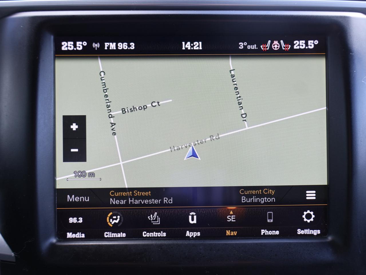 2021 RAM 1500 Classic WARLOCK HEMI CREW 4WD CERTIFIED *ACCIDENT FREE* CAMERA NAV BLUETOOTH HEATED SEATS CRUISE ALLOYS Photo