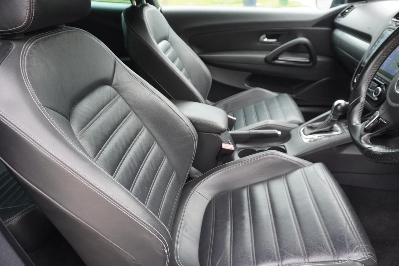 2010 Volkswagen Scirocco R / RARE / 2.0TSI / RHD IMPORT / CARPLAY / ONLY 1 IN CANADA Photo