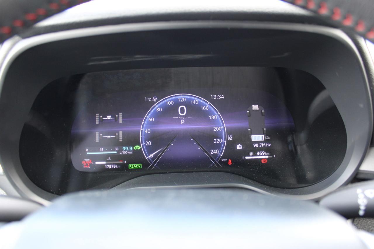 2025 Toyota Sienna XSE Photo