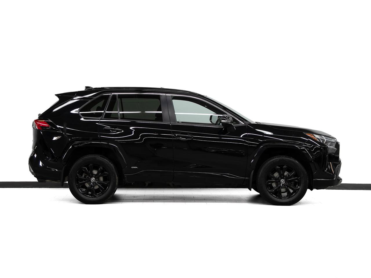 2022 Toyota RAV4 SE HYBRID AWD | Sunroof | ACC | BSM | CarPlay