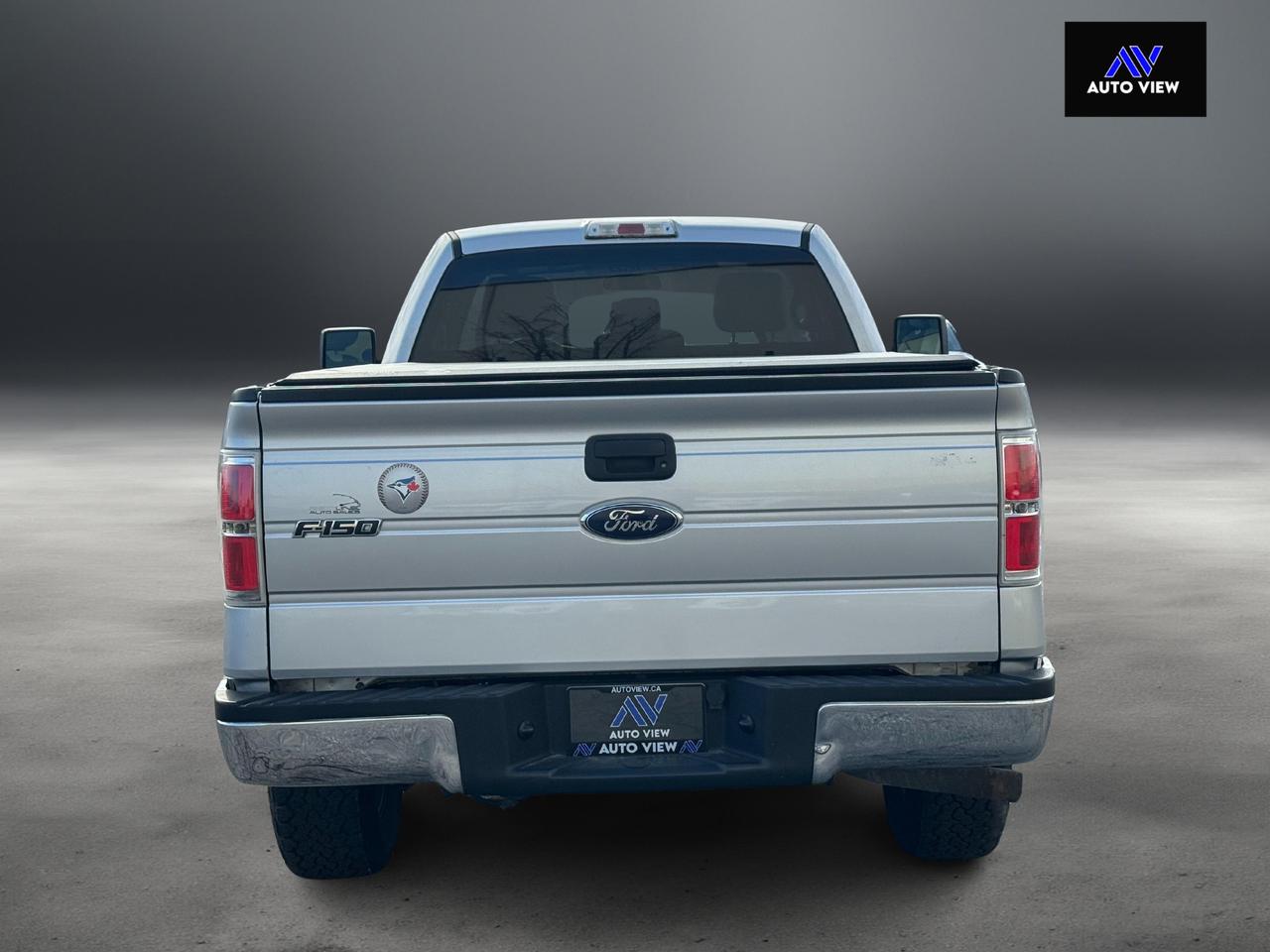 2011 Ford F-150 XL **LONG BOX**GREAT CONDITION** Photo