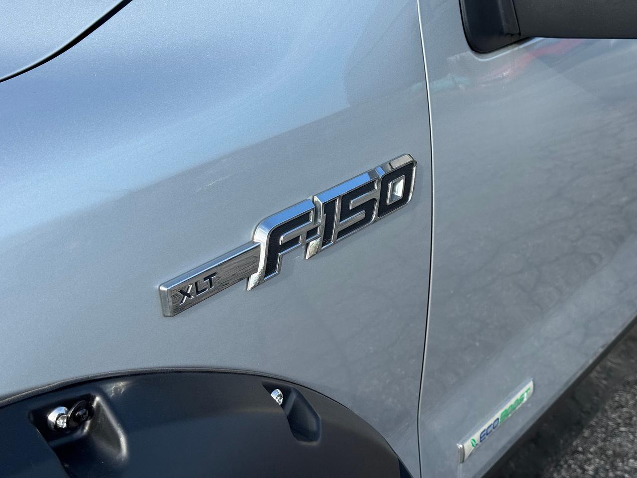 2011 Ford F-150 XL **LONG BOX**GREAT CONDITION** Photo