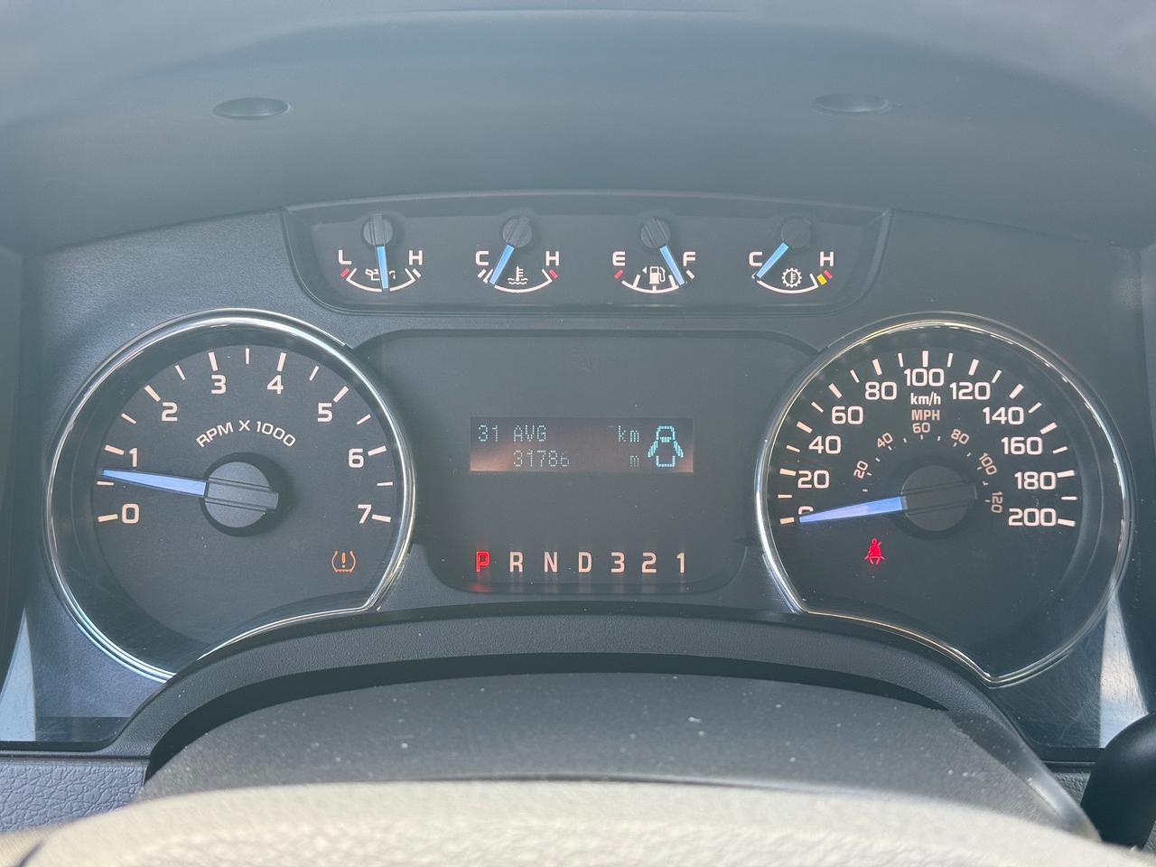 2011 Ford F-150 XL **LONG BOX**GREAT CONDITION** Photo