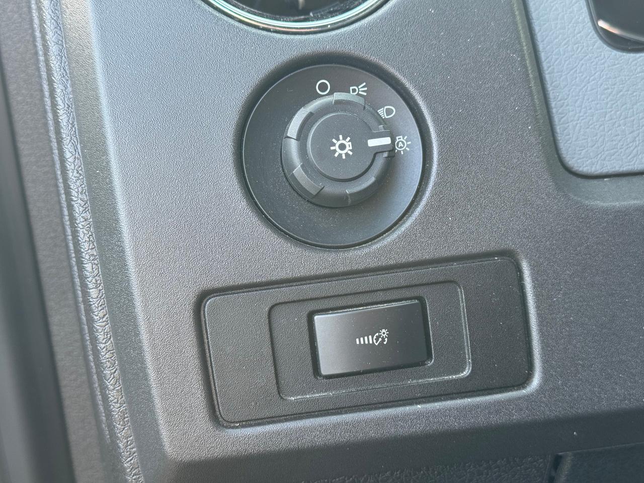 2011 Ford F-150 XL **LONG BOX**GREAT CONDITION** Photo