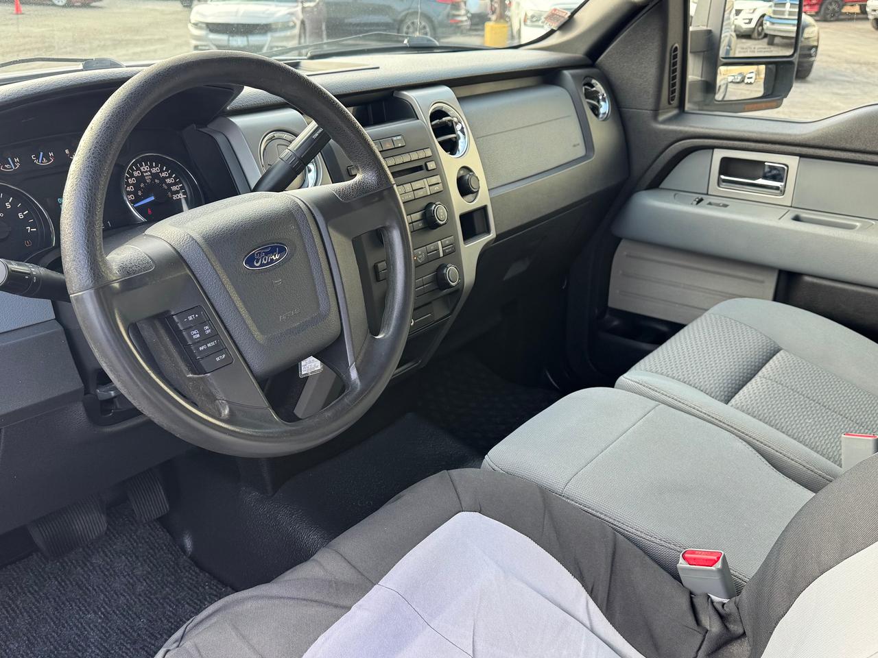 2011 Ford F-150 XL **LONG BOX**GREAT CONDITION** Photo