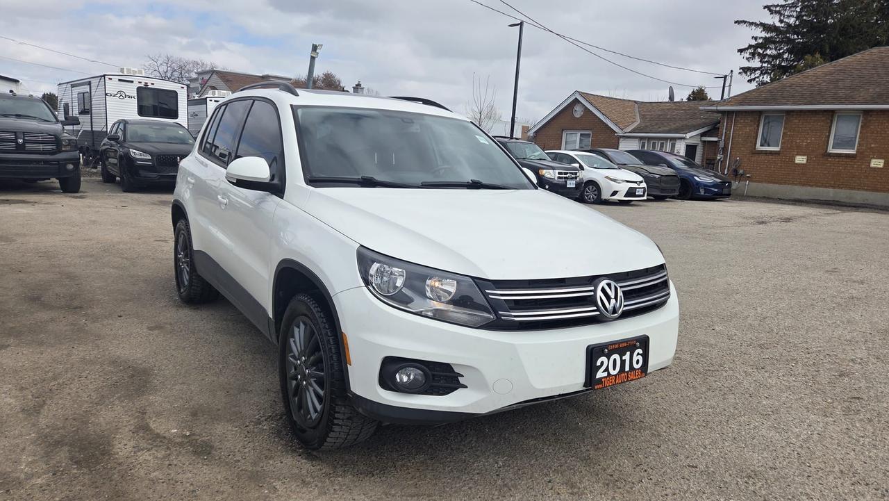 2016 Volkswagen Tiguan COMFORTLINE, WELL MAINTAINED, 4 CYLINDER, CERT Photo
