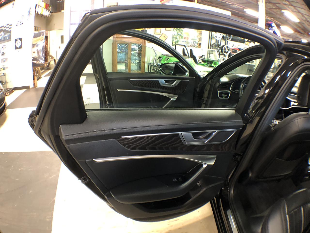 2023 Audi A6 PROGRESSIV AWD LEATHER PAN/ROOF NAV B/SPOT BACK CA Photo