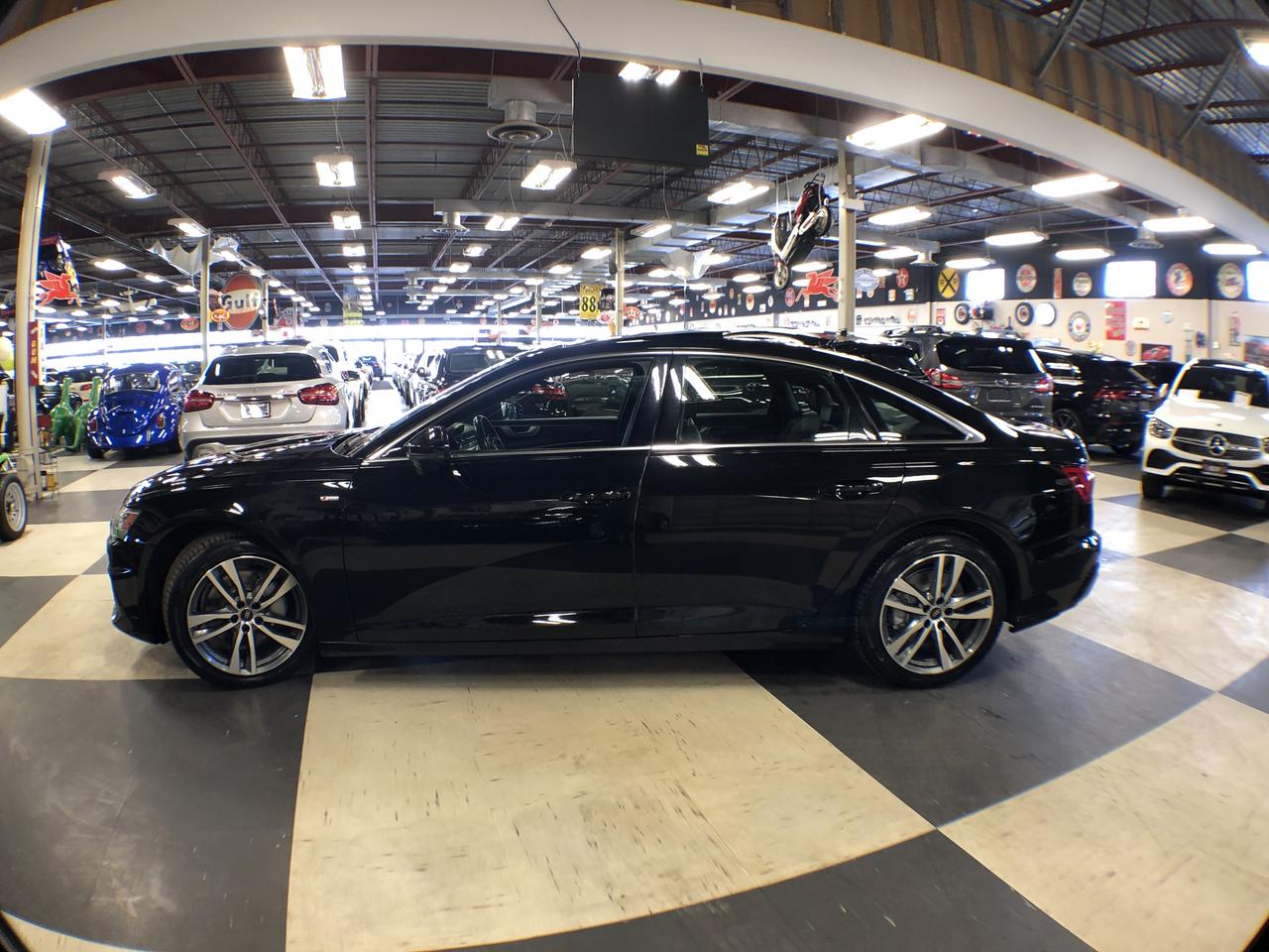 2023 Audi A6 PROGRESSIV AWD LEATHER PAN/ROOF NAV B/SPOT BACK CA Photo3