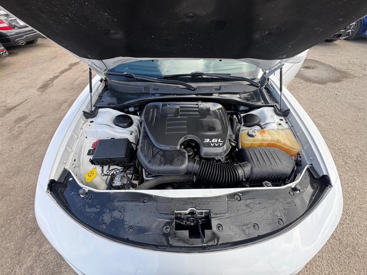 2017 Dodge Charger RALLYE, AWD, V6, BEATS AUDIO, CERTIFIED Photo