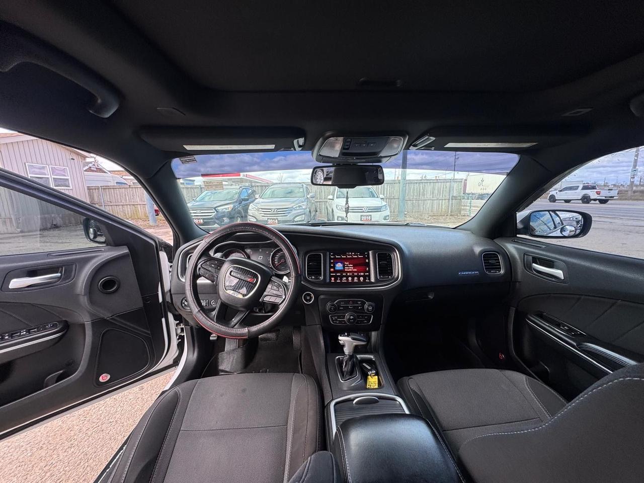 2017 Dodge Charger RALLYE, AWD, V6, BEATS AUDIO, CERTIFIED Photo