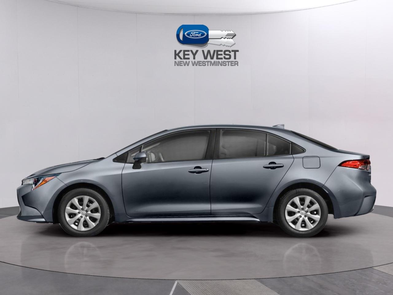 2020 Toyota Corolla LE Photo2