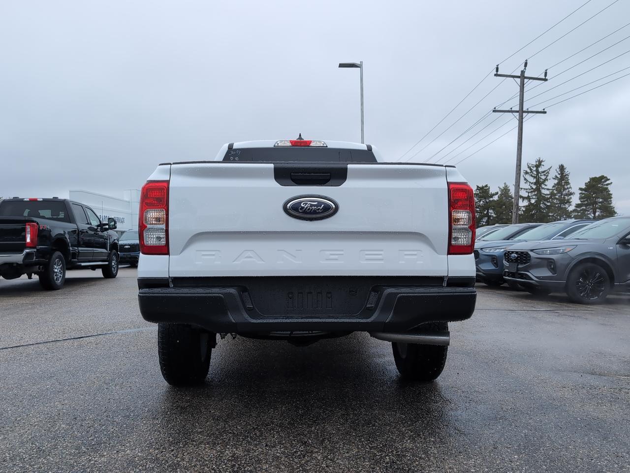 2026 Ford Ranger XL Crew Cab 4x4 Photo4