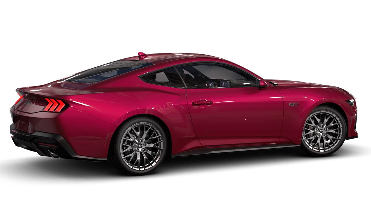 2026 Ford Mustang GT Premium Fastback Photo2