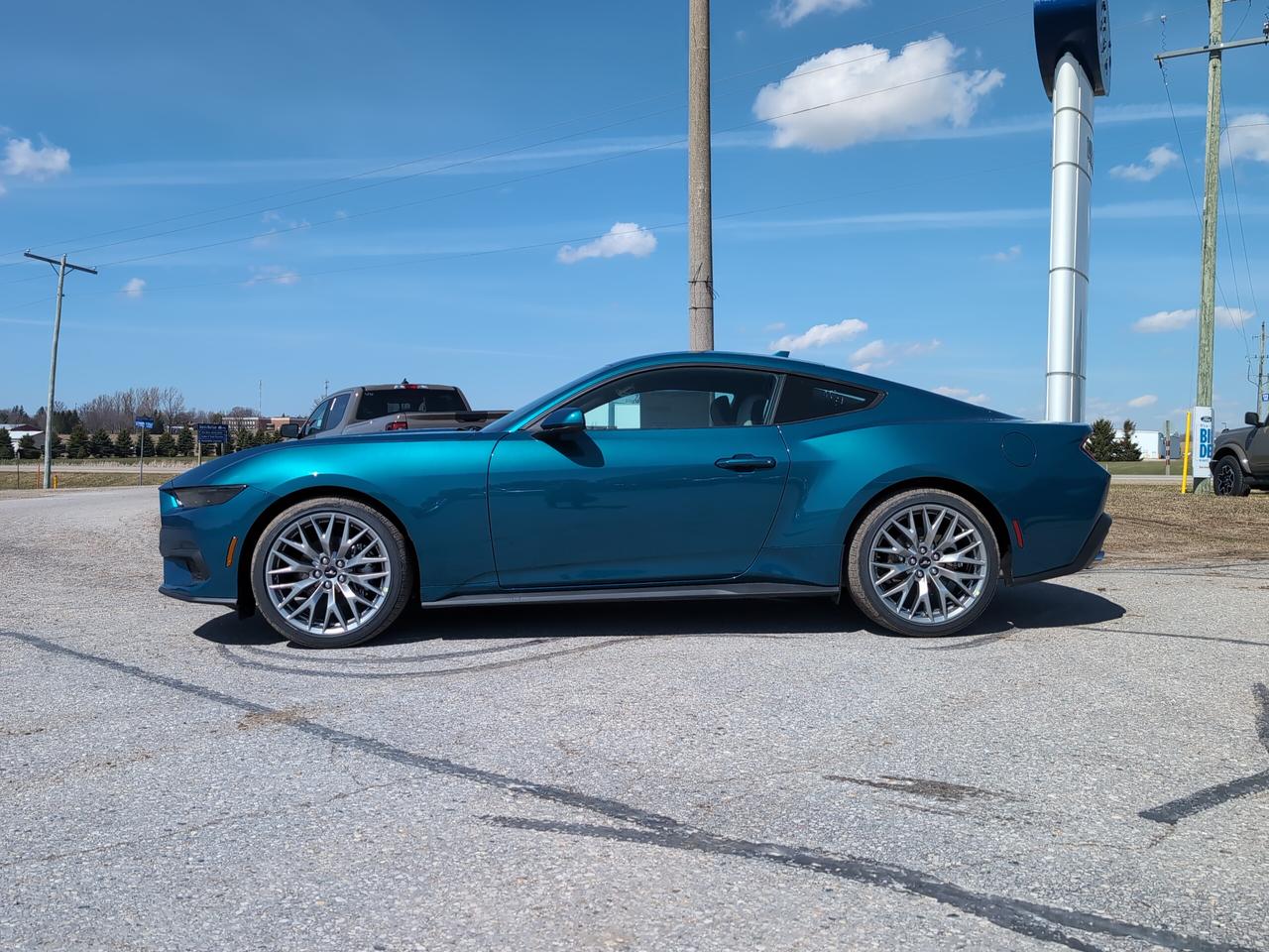 2026 Ford Mustang Premium Fastback Photo2