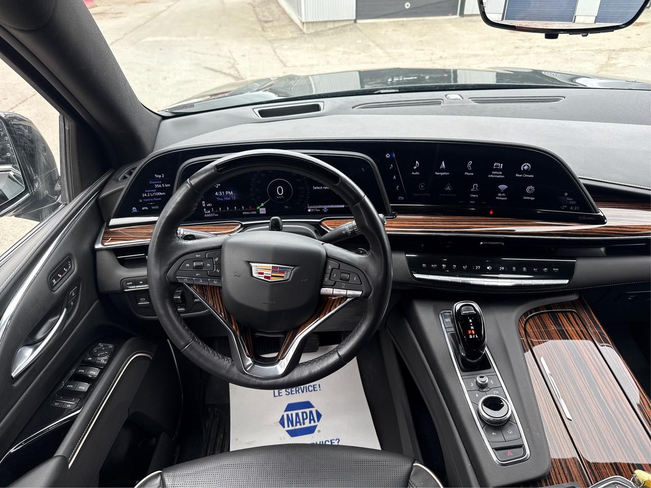 2024 Cadillac Escalade 4WD Premium Luxury Photo