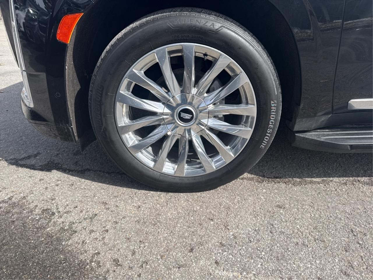 2024 Cadillac Escalade 4WD Premium Luxury Photo