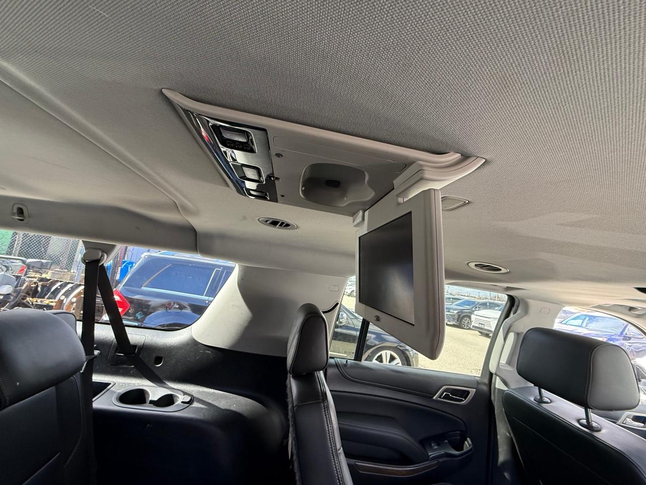 2018 GMC Yukon XL 4WD 4DR DENALI Photo