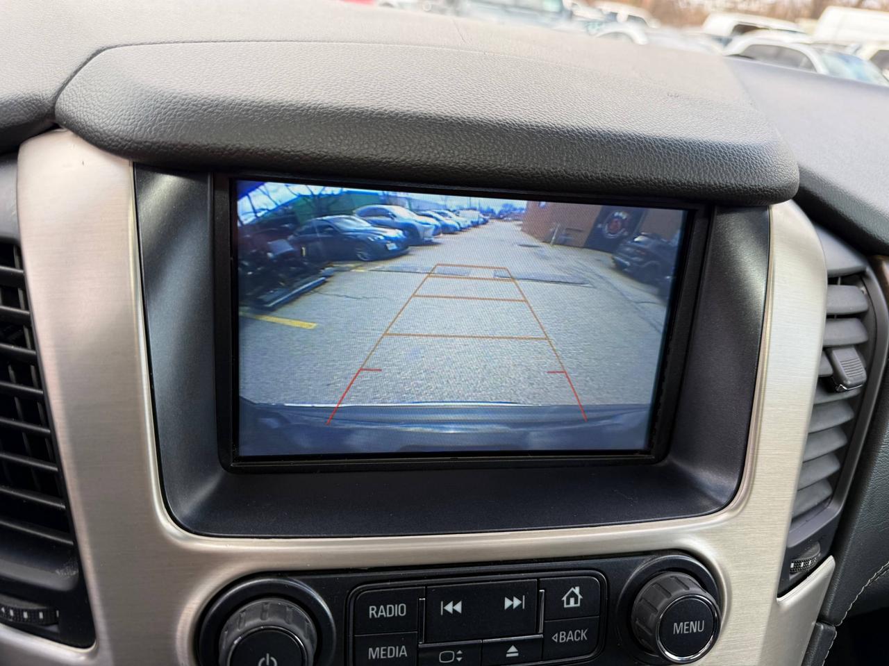 2018 GMC Yukon XL 4WD 4DR DENALI Photo