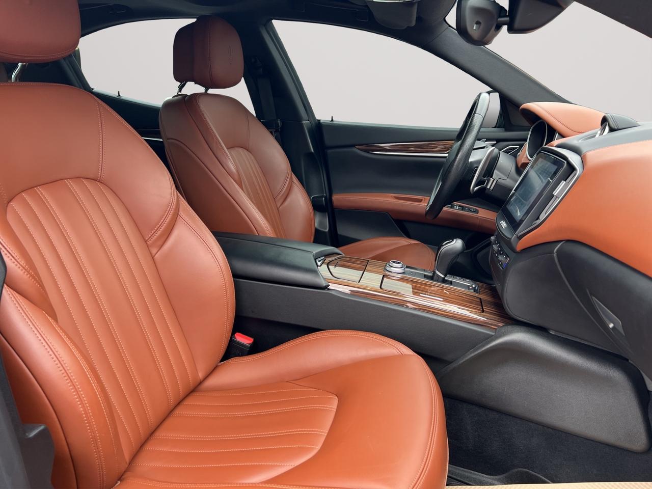 2017 Maserati Ghibli S Q4 3.0L - Navigation System - Reverse Camera !!! Photo