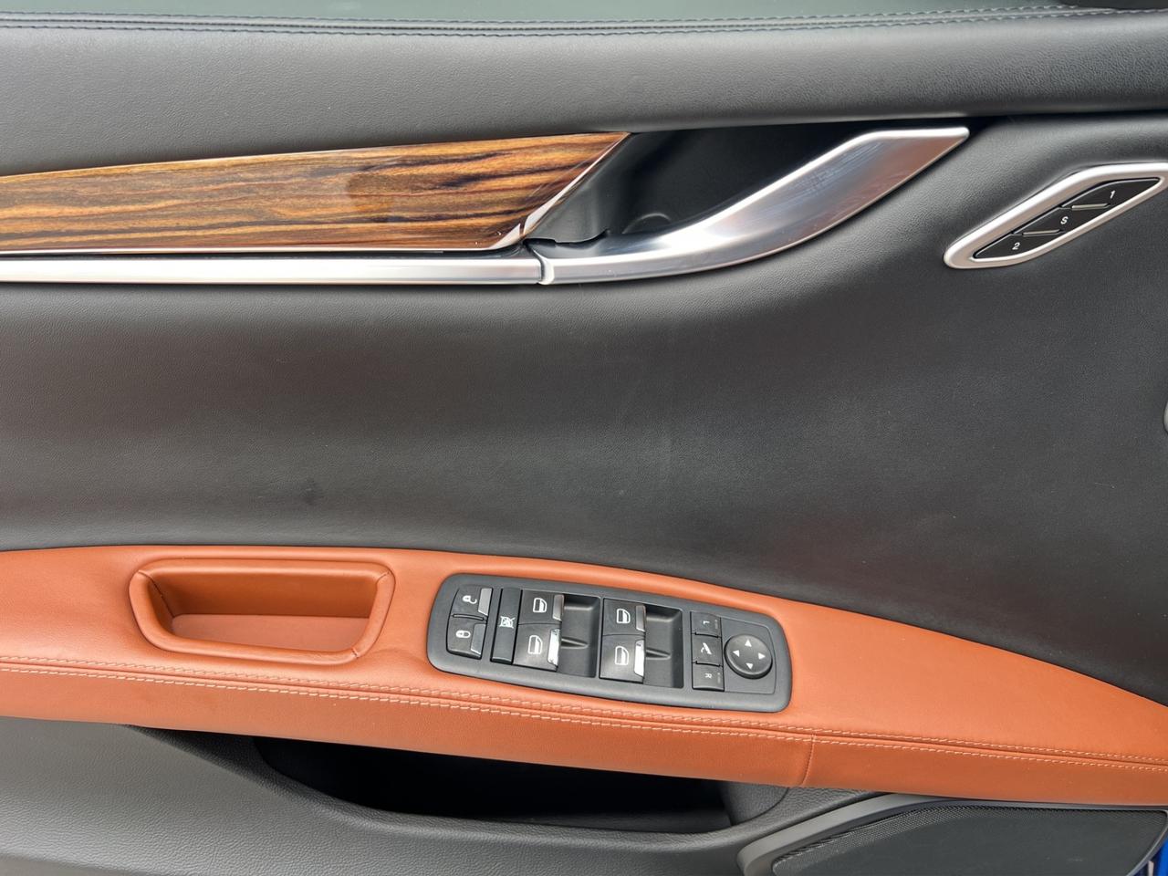 2017 Maserati Ghibli S Q4 3.0L - Navigation System - Reverse Camera !!! Photo