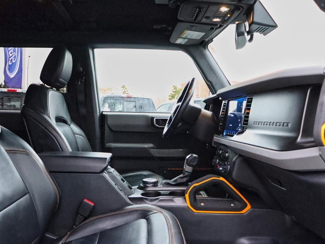 2021 Ford Bronco Badlands | 4X4 | 2.7L |HIGH/LUX |SASQUATCH | LEATH Photo