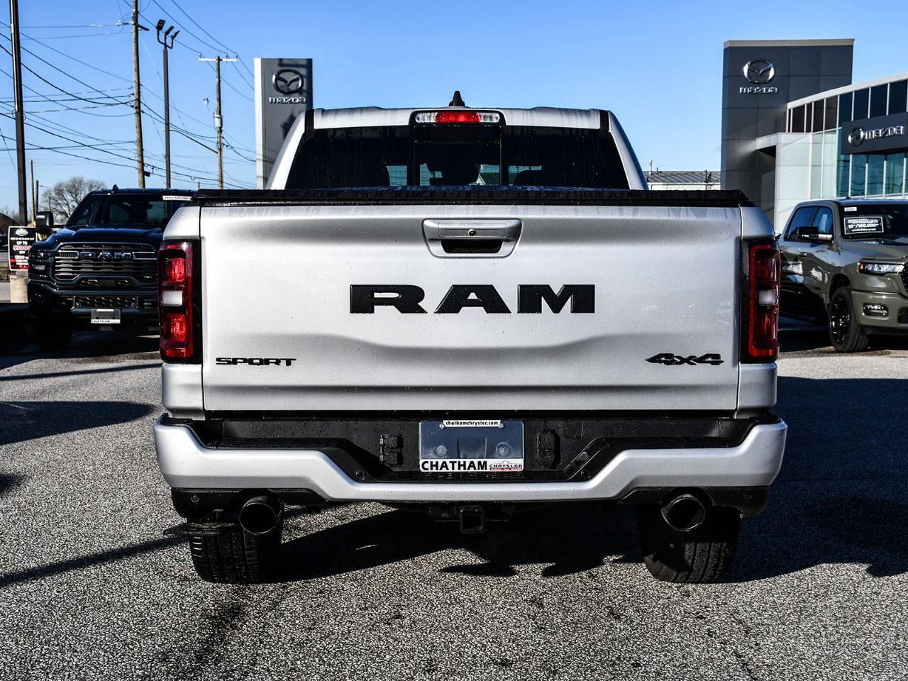 2026 RAM 1500 SPORT 4X4 CREW CAB 5'7" BOX Photo2