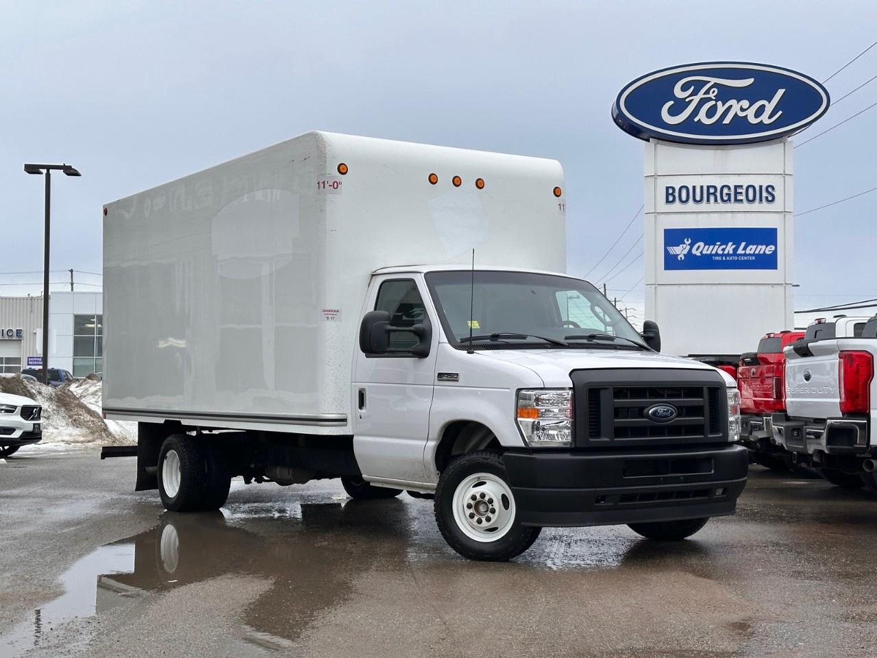 2023 Ford E-Series Cutaway E-450 DRW 176" WB Photo