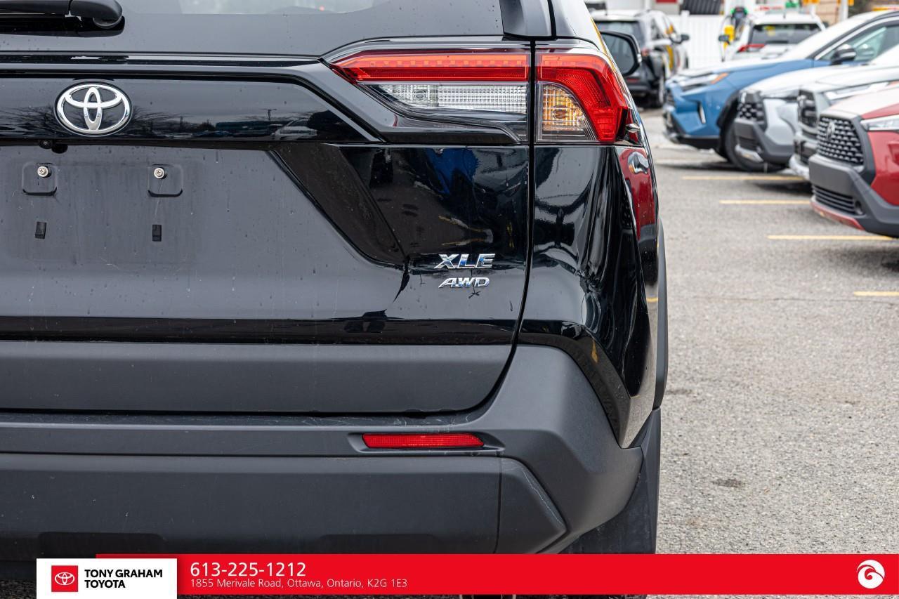 2024 Toyota RAV4 XLE Photo