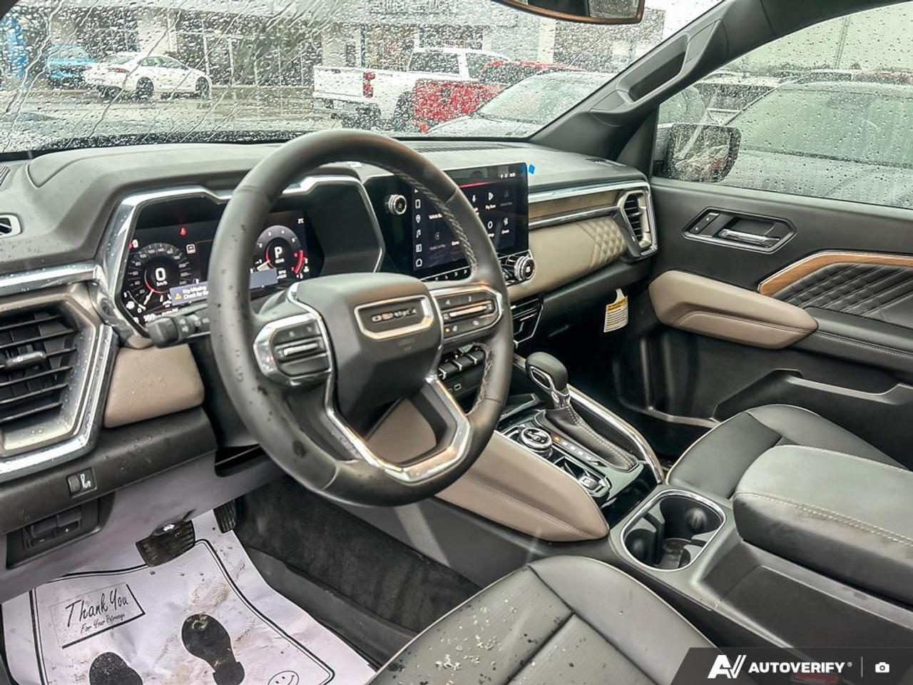 2026 GMC Canyon Denali POWER SUNROOF | 20 INCH GLOSS BLACK WHEELS | HEATE Photo