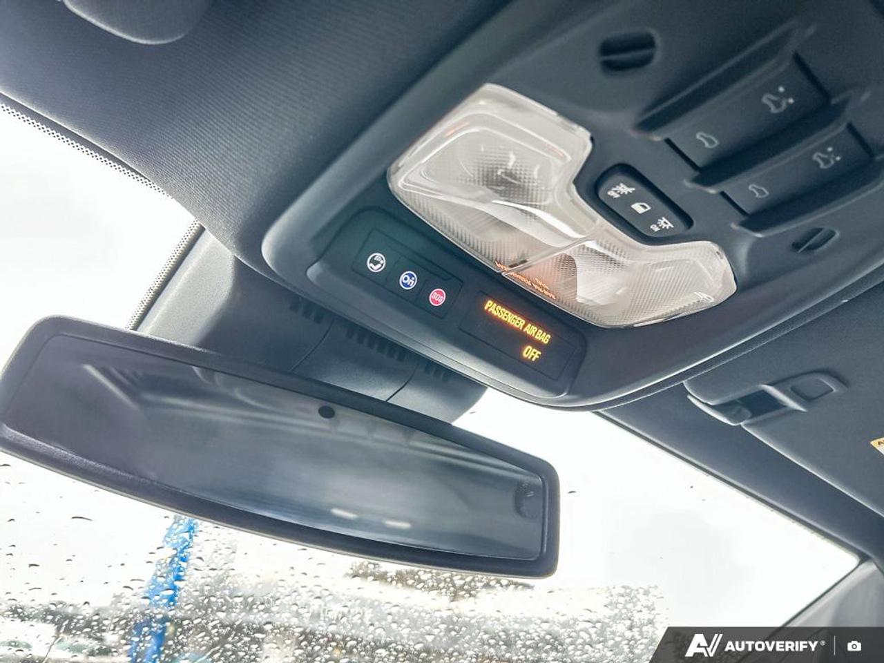 2026 GMC Canyon Denali POWER SUNROOF | 20 INCH GLOSS BLACK WHEELS | HEATE Photo