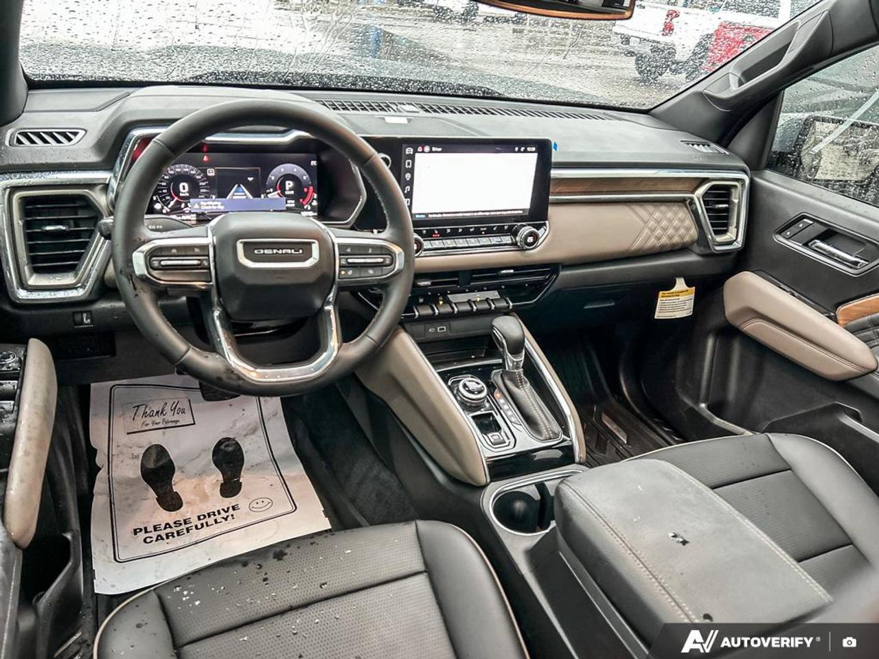 2026 GMC Canyon Denali POWER SUNROOF | 20 INCH GLOSS BLACK WHEELS | HEATE Photo