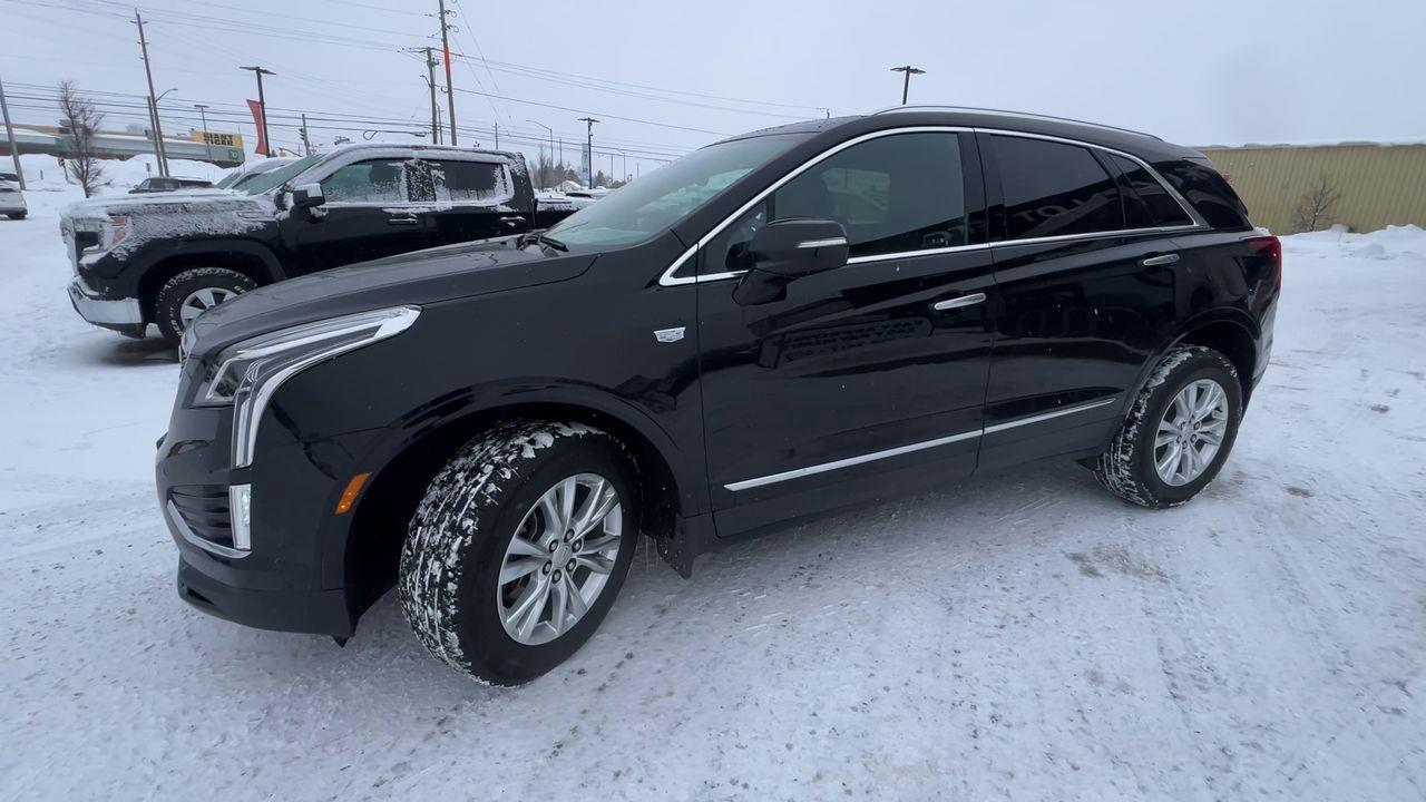 2023 Cadillac XT5 Luxury AWD, HEATED LEATHER SEATS, CRUISE CONTROL, POWER LIFTGATE, BACK UP CAM, SIRIUS XM!! Photo