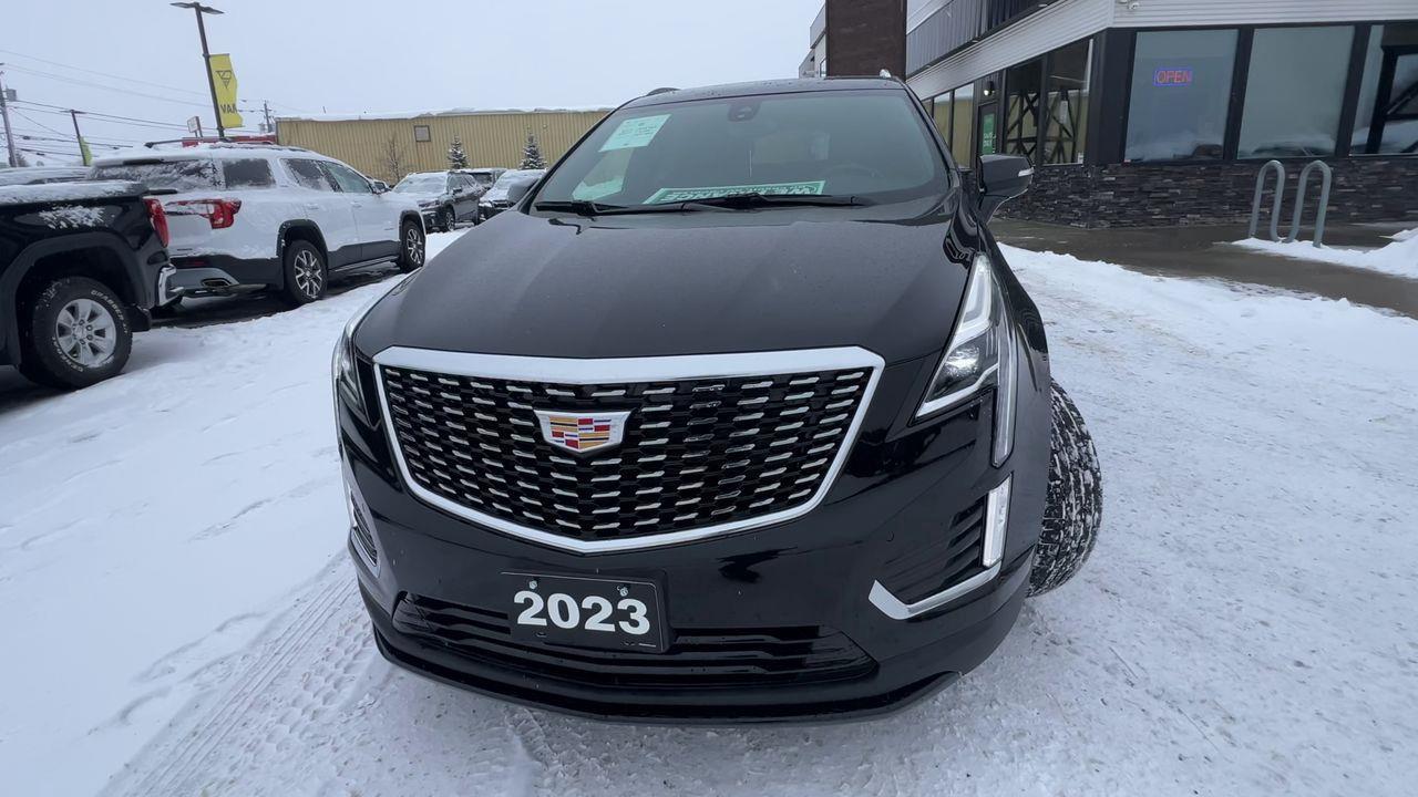2023 Cadillac XT5 Luxury AWD, HEATED LEATHER SEATS, CRUISE CONTROL, POWER LIFTGATE, BACK UP CAM, SIRIUS XM!! Photo