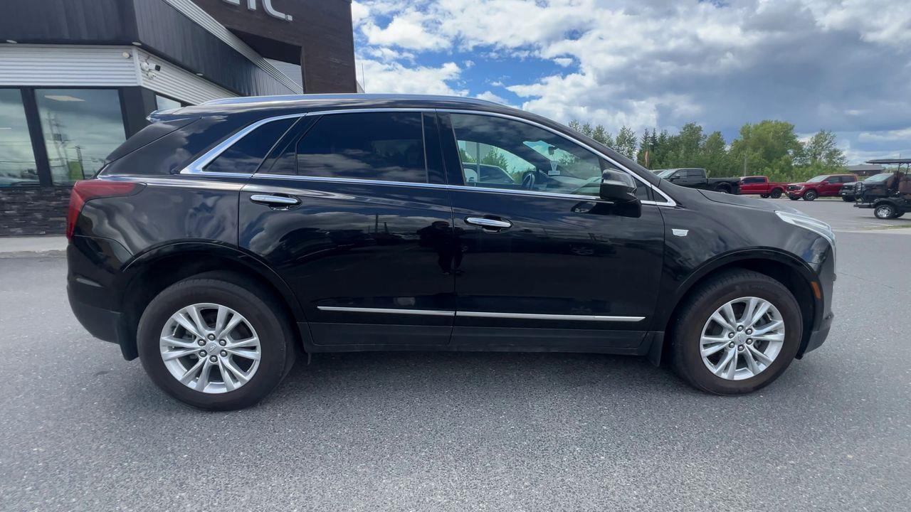 2023 Cadillac XT5 Luxury AWD, HEATED LEATHER SEATS, CRUISE CONTROL, POWER LIFTGATE, BACK UP CAM, SIRIUS XM!! Photo4