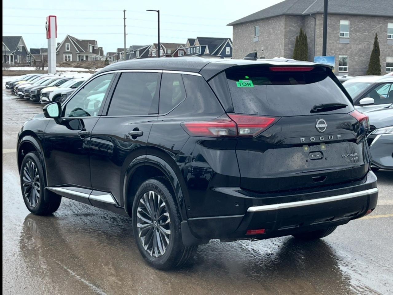 2026 Nissan Rogue AWD Platinum Photo