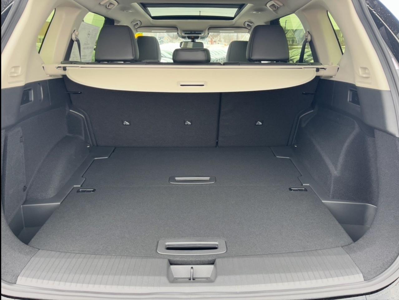 2026 Nissan Rogue AWD Platinum Photo